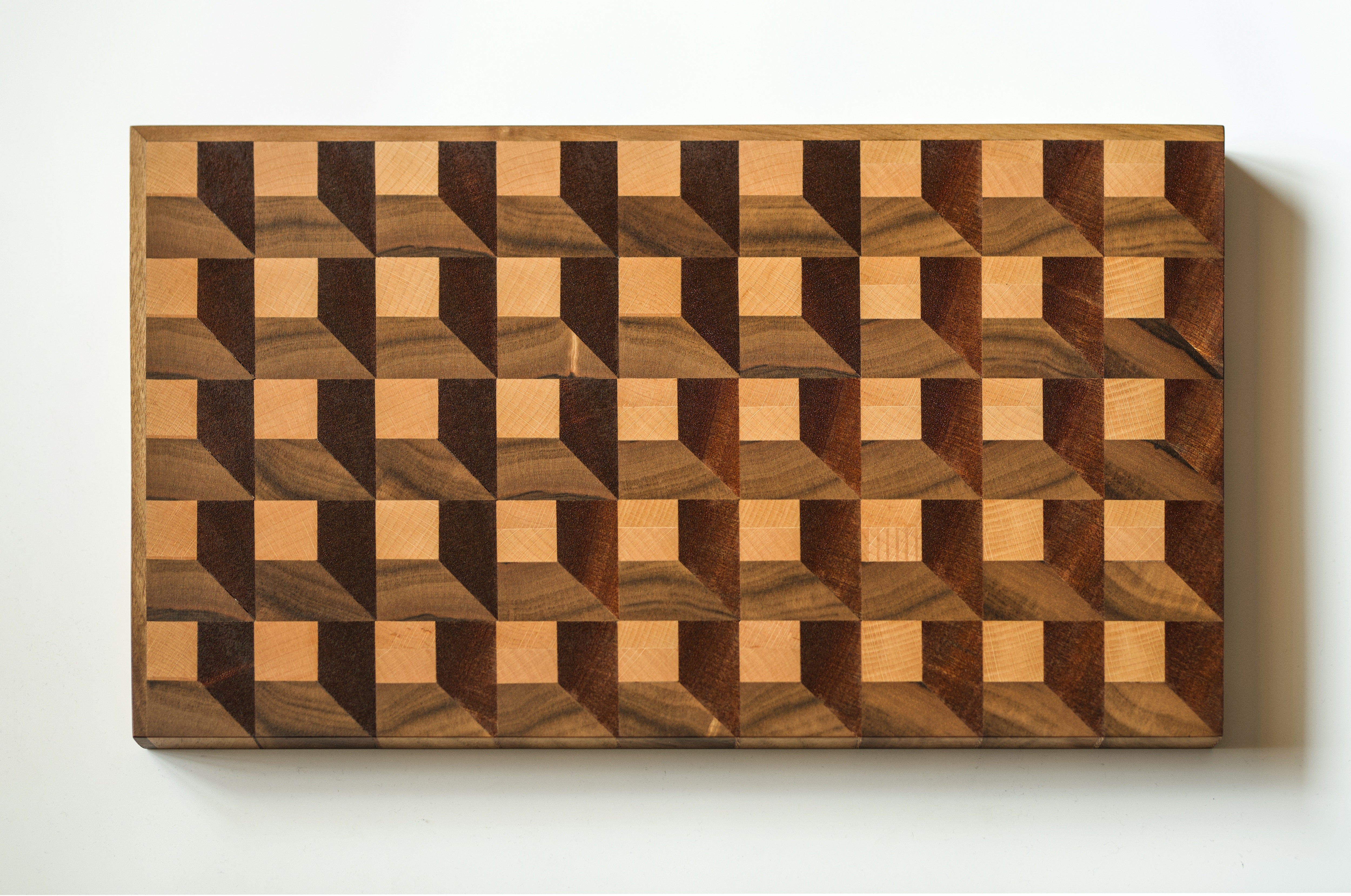 3D Schneidebrett aus Buche/Walnuss/Bubinga 59x29